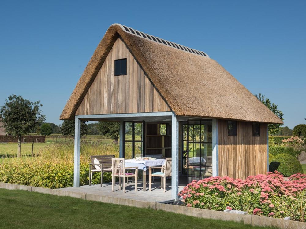 De Moeraseik Bed & Breakfast 4*